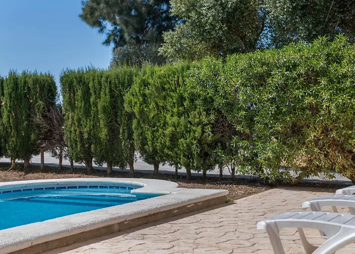 Independiete Con Piscina בית נופש *